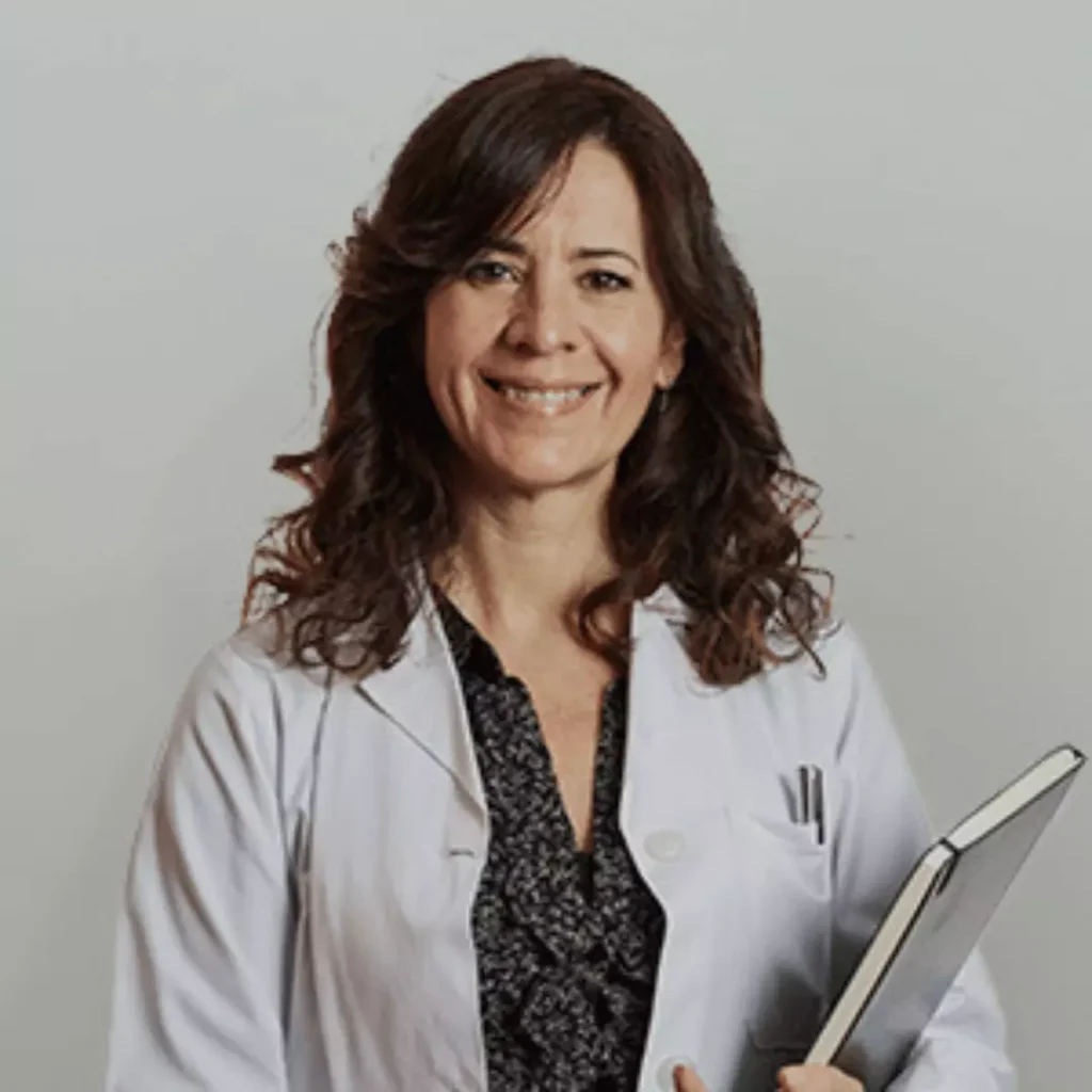 Dña. Pilar Puértolas, especialista en nutrición y microbiota de Virtus Estética